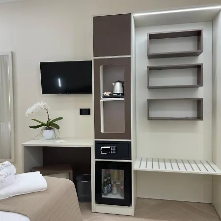 L'orchidea לינה וארוחת בוקר 4*