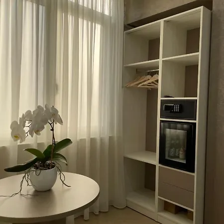 L'orchidea 4*