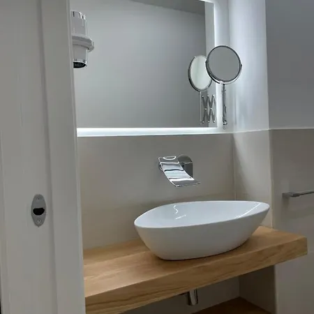 L'orchidea Frühstückspension 4*